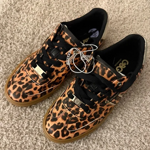 GBG Los Angeles Leopard Print Sneakers with Black Accents, Size 8.5 - Picture 2 of 6